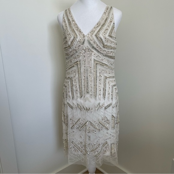 Adrianna Papell Dresses & Skirts - Adrianna Papell Beaded V-Neck Sheath Dress Size 8 NEW